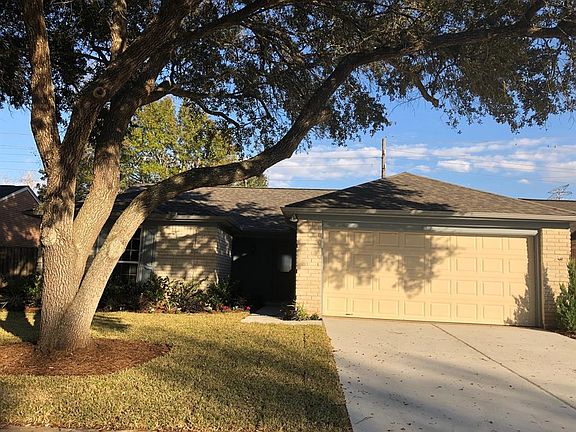 2nd image of 3307 E Heatherock Cir