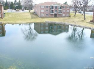 54713 Shelby Rd, Shelby Township, MI 48316