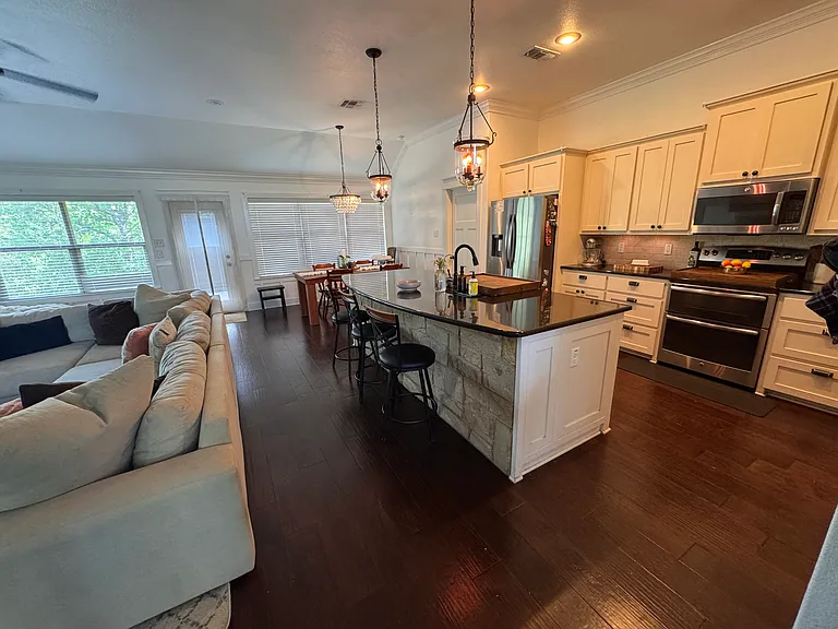 1803 Green Haven Dr — Photo 11