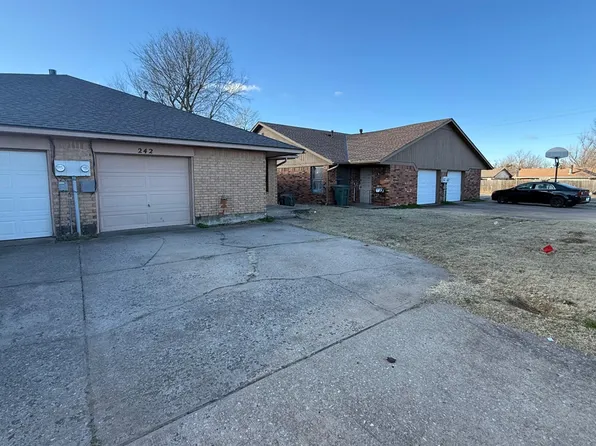 242 Barrett Pl, Edmond, OK 73003