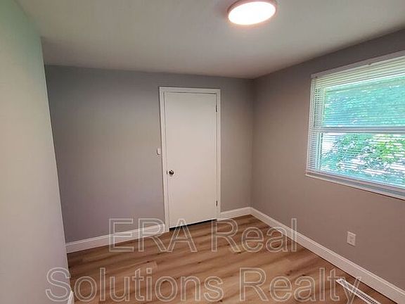 4th image of 3001 E 11th Ave