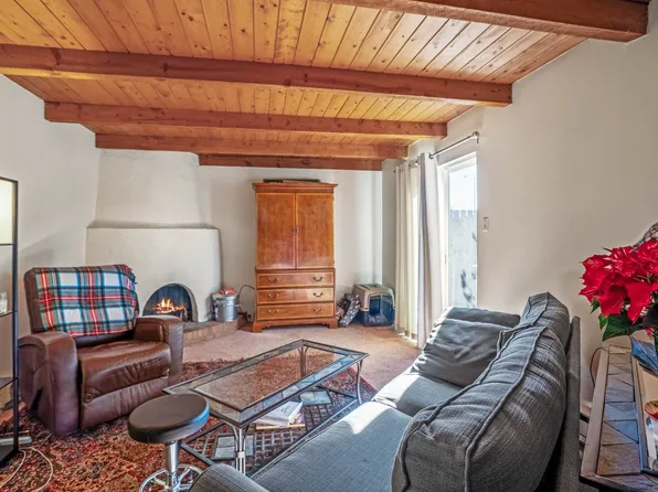 2712 Galisteo Ct, Santa Fe, NM 87505