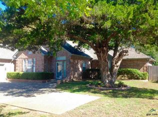 18337 Stillwood Ln, Flint, TX 75762