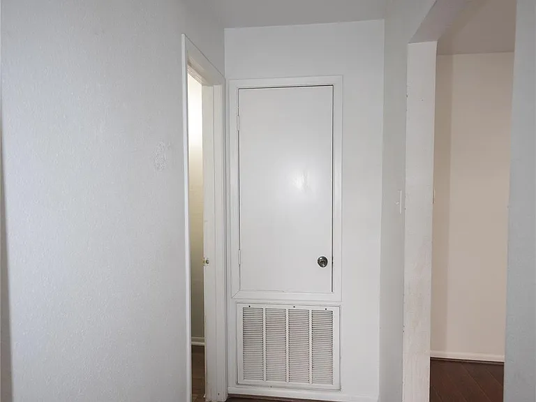 8100 Cambridge St #89 — Photo 13