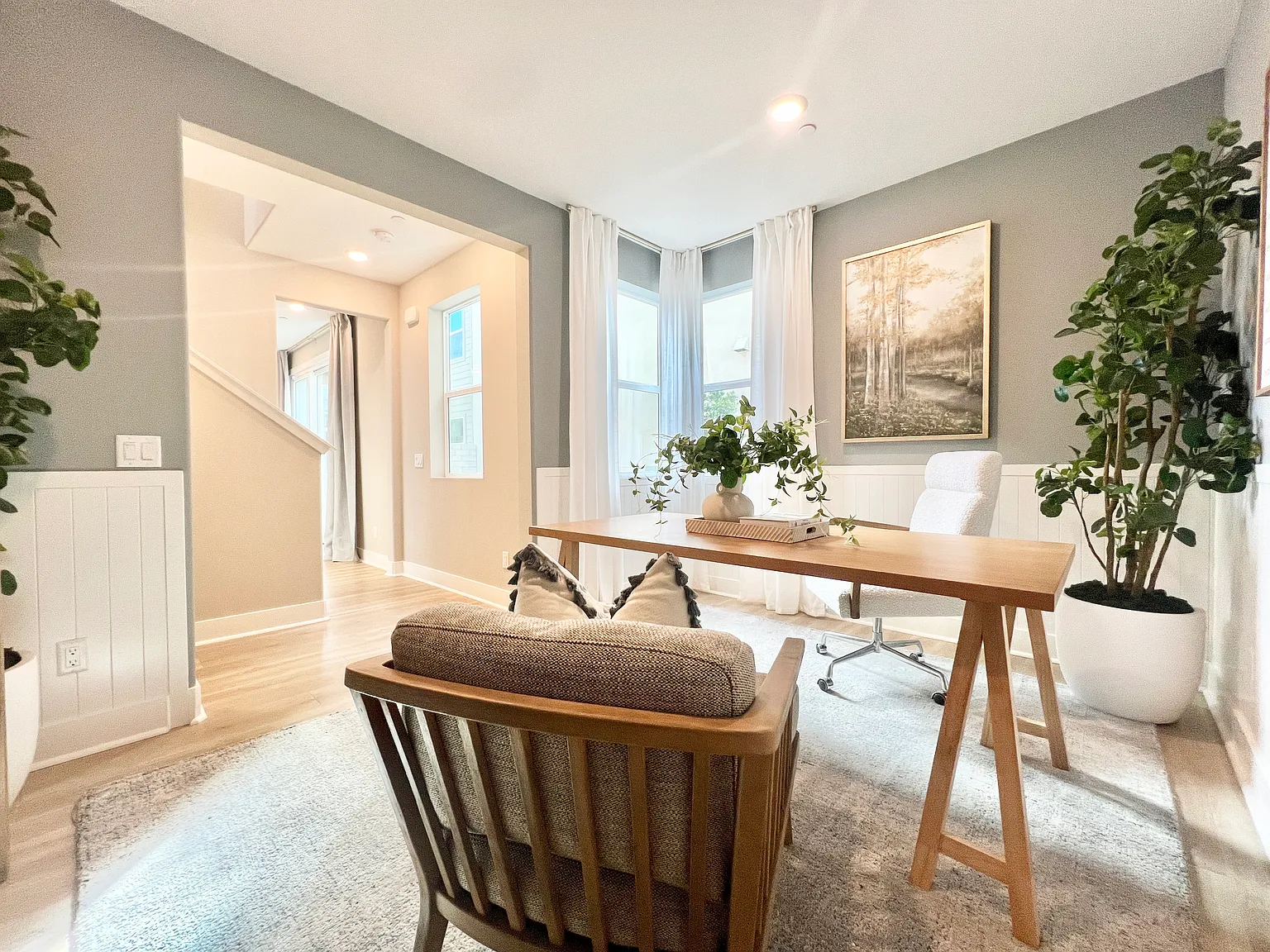 4 bed, 2.5 bath, 1974 sqft, $4,350 — Photo 4