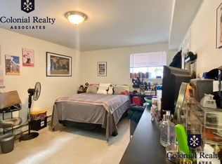 10 Griggs Rd #1, Brookline, MA 02446