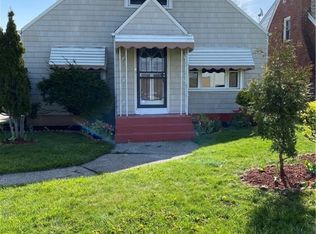 209 Merrymont Rd, Cheektowaga, NY 14225