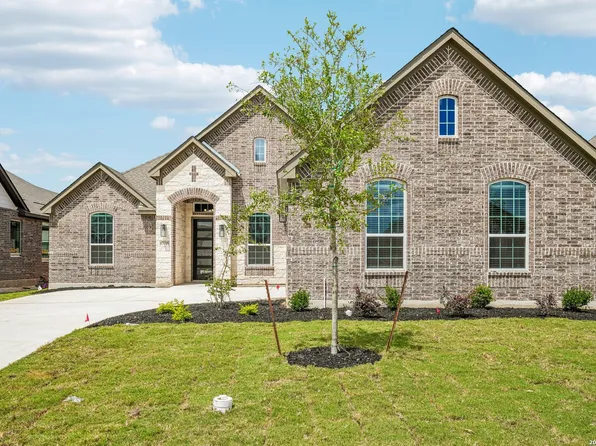 3716 Moru Oak Drive, Seguin, TX 78155