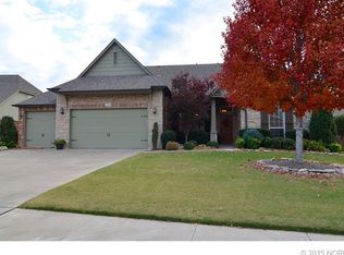 1701 W Ulysses St, Broken Arrow, OK 74012