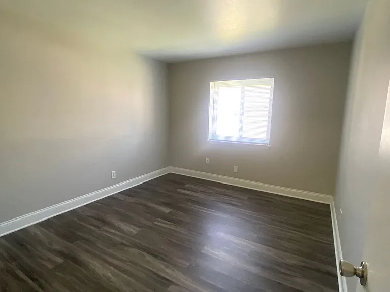Peoria Flats - New Mgmt - New Name - Fresh Upgrades — Photo 10