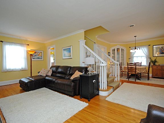 4th image of 5124 Xerxes Ave S