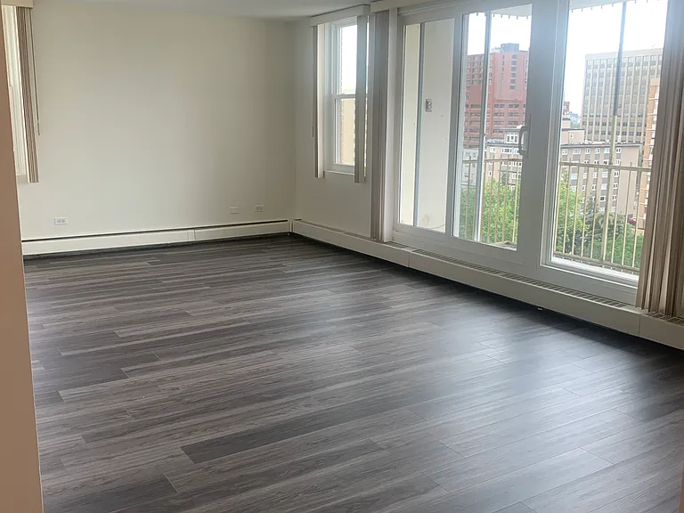 9910 104th St NW — Photo 12