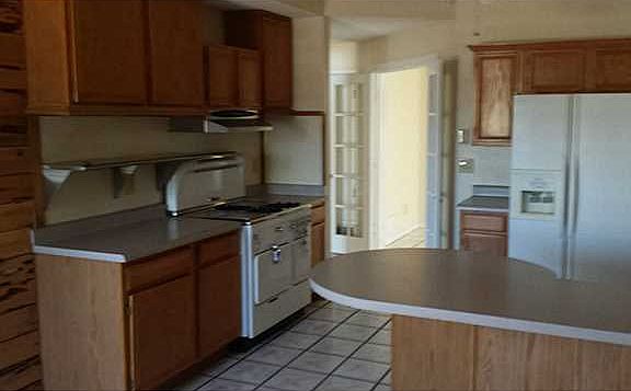 3rd image of 1133 W Bend Ln