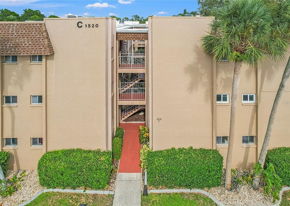 1st image of 1520 GLEN OAKS DRIVE E #352
