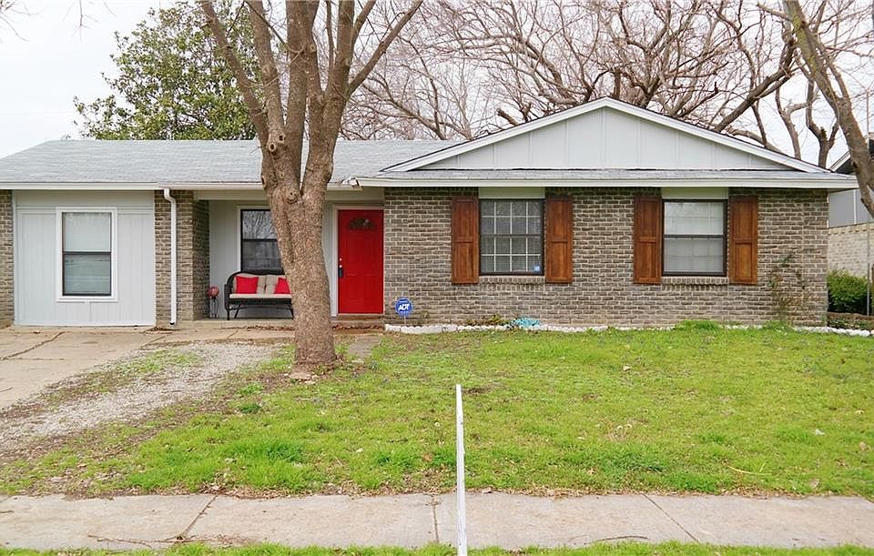 1st image of 701 Shorecrest Dr
