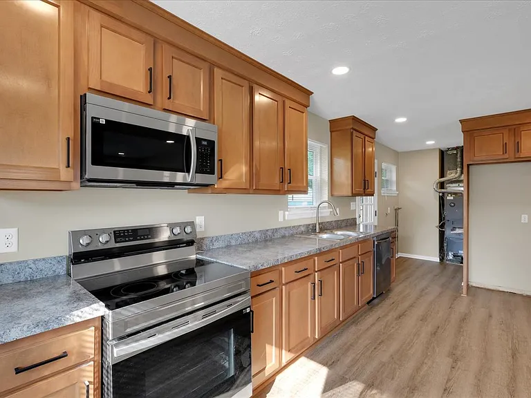 453 Flatlick Rd — Photo 10