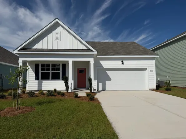 230 Ridley St, Longs, SC 29568