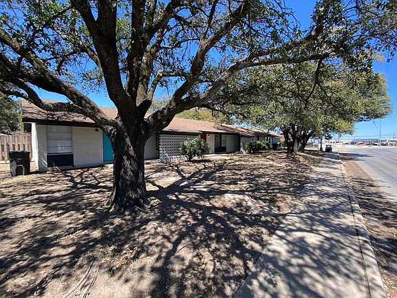 2nd image of 2030 Menard Hwy APT 9