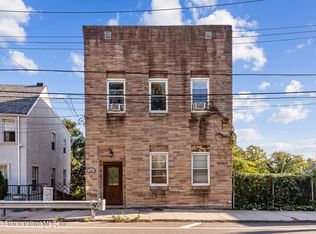 493 Van Duzer St, Staten Island, NY 10304