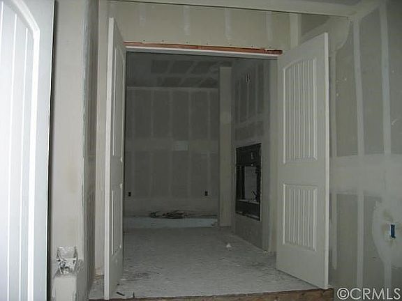 4th image of 1801 E Forrest Ln