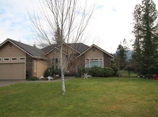 115 Robertson Ln, Grants Pass, OR