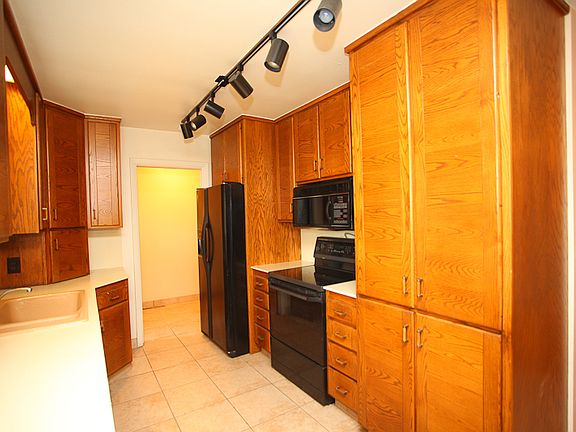 5th image of 3739 S Wasatch Blvd