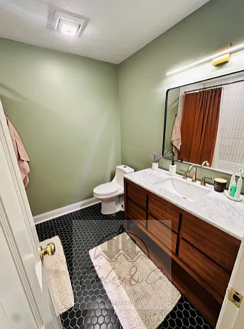 605 E Harnett St — Photo 12