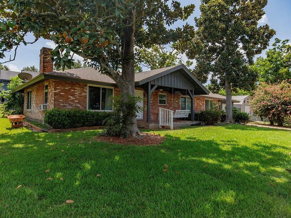 1st image of 30 N Terrace Dr