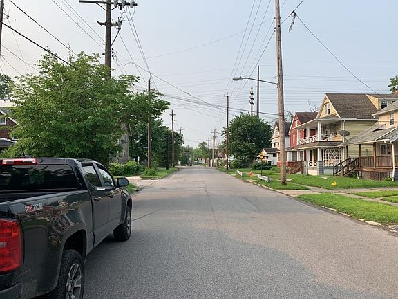 4th image of 4105 E 123rd St