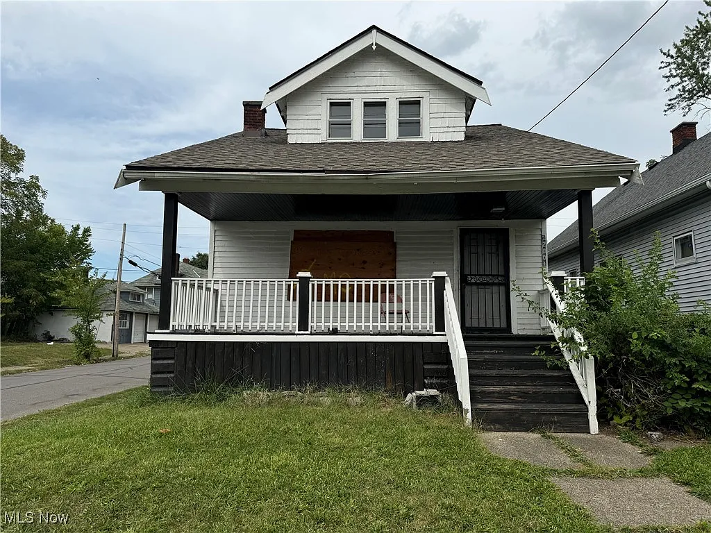 12001 Dove Ave photo 1