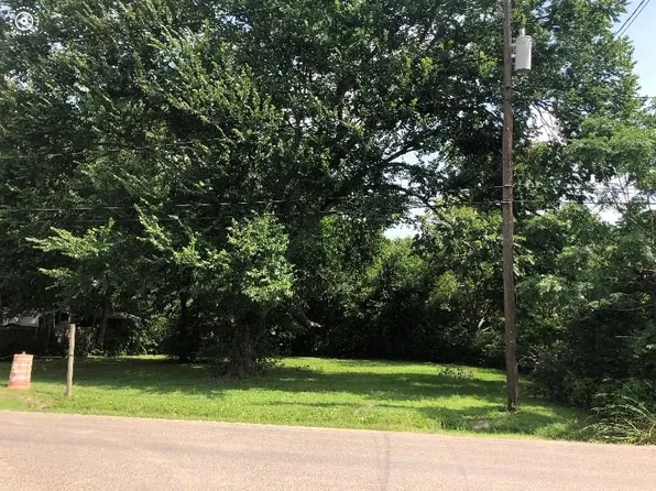 8037 Saint Louis St, Houston, TX 77028