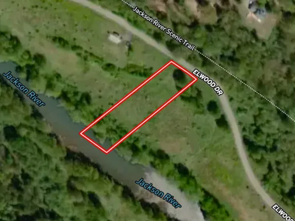 Elwood Dr, Hot Springs, VA 24445