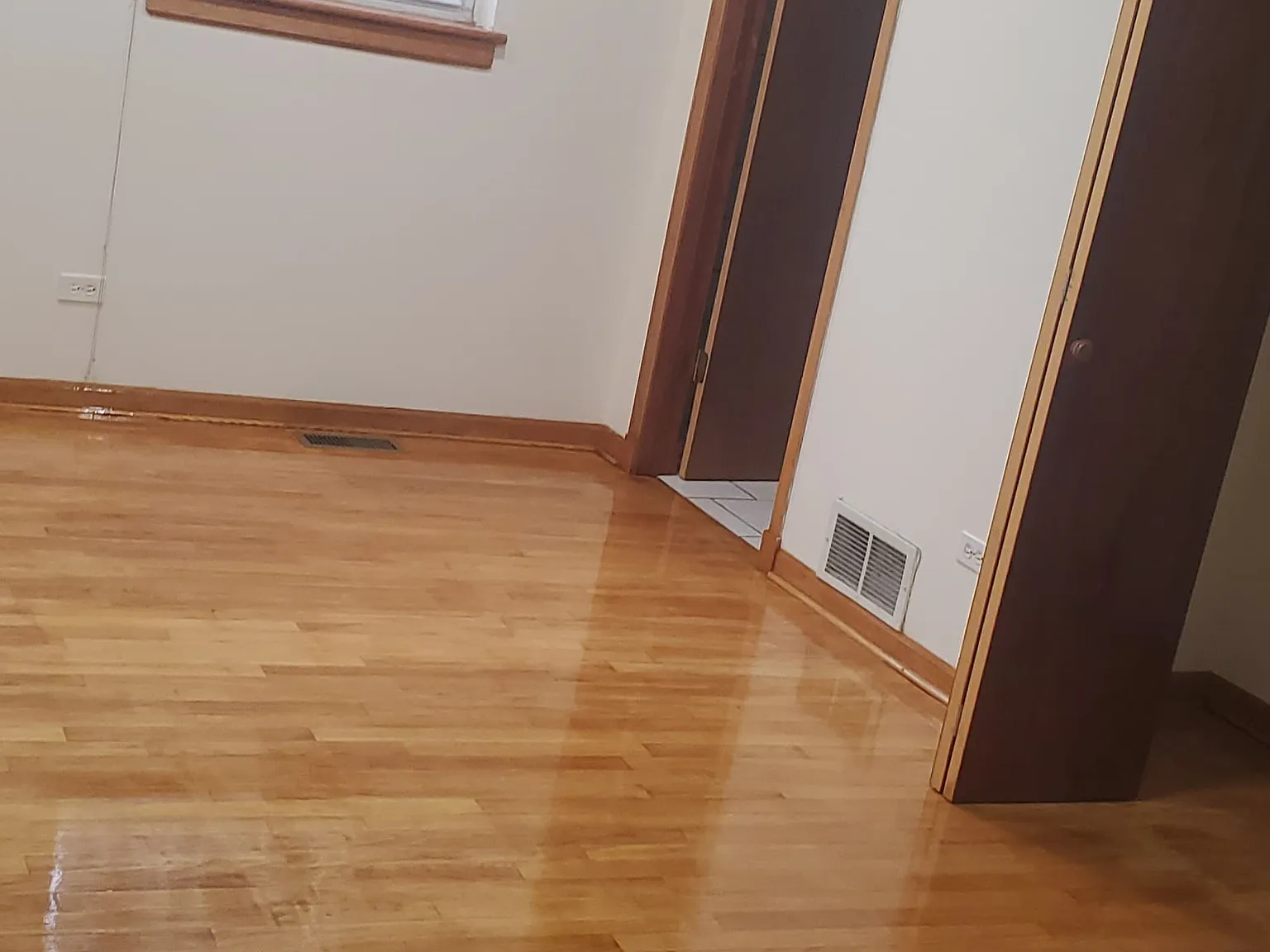2 bed, $3,300 — Photo 4