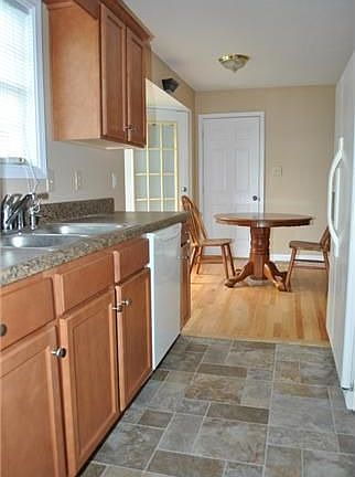 5th image of 2649 Cummings Cir