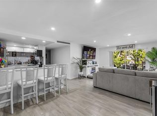 13700 SW 62nd St APT 244, Miami, FL 33183