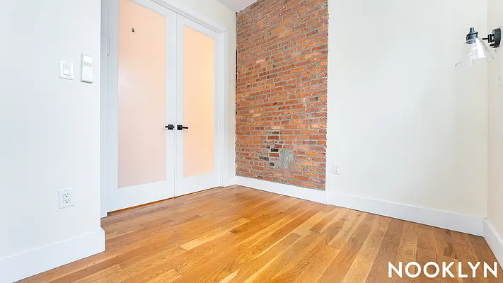 Rented by Nooklyn NYC LLC | media 29