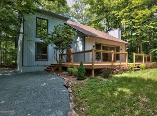 126 Golfers Way, Pocono Pines, PA 18350