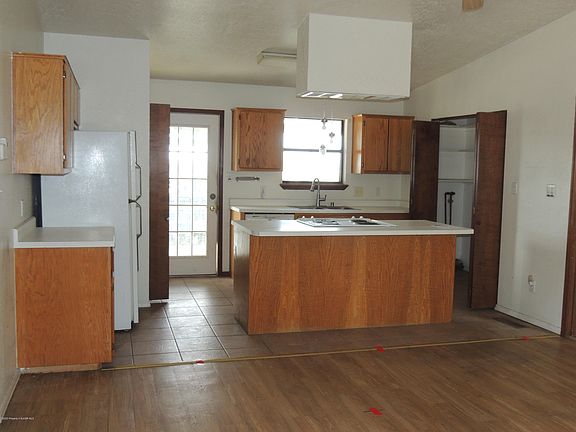 5th image of 5601 Plaza Dr