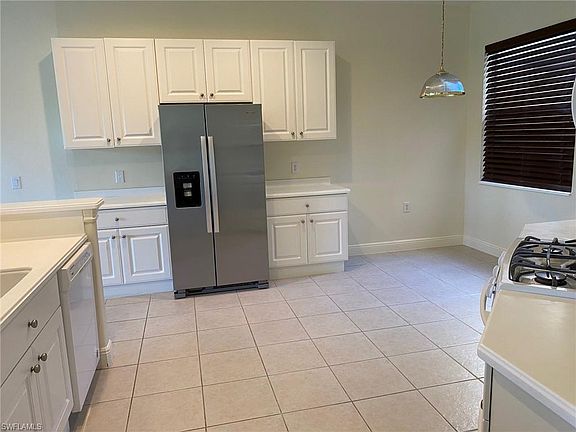 4th image of 3138 Aviamar Cir #3-102