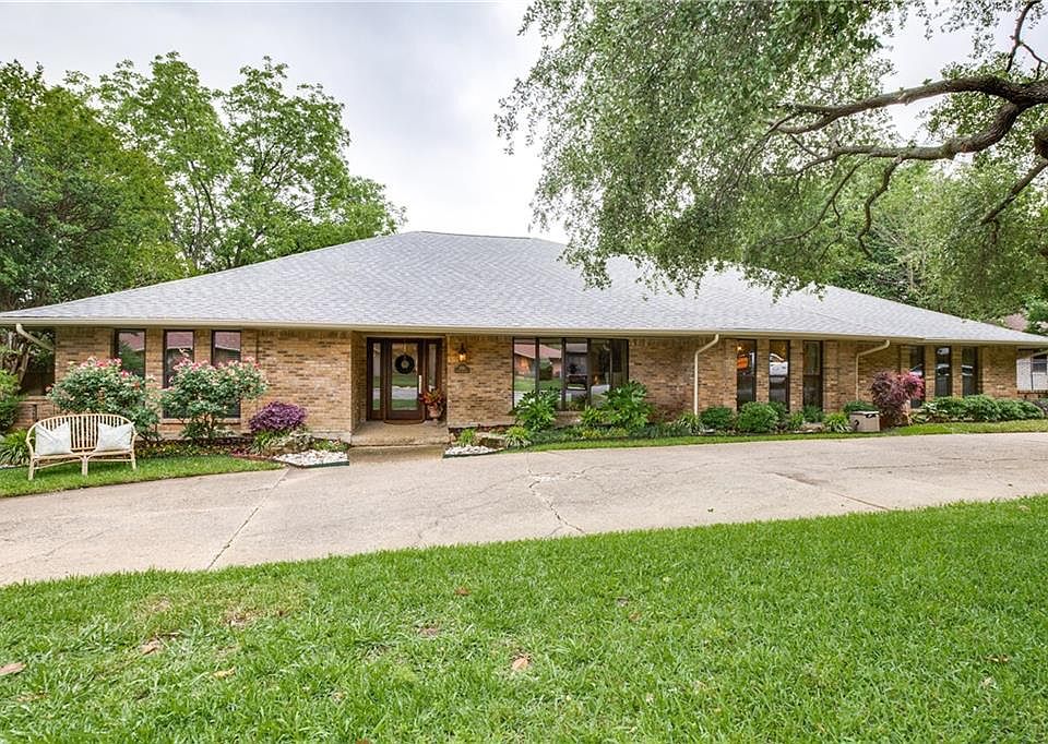 1st image of 3766 Royal Cove Dr