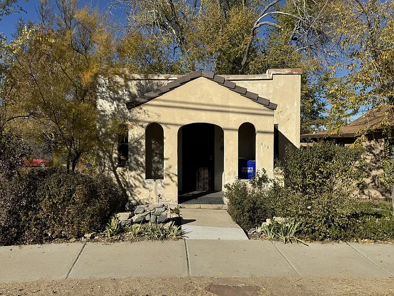 606 E Willis St — Photo 9