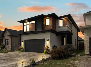 14 Willowbrook Dr, Welland, ON L3C0G1