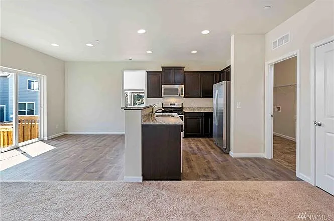 3 bed, 1497 sqft, $2,780 — Photo 3