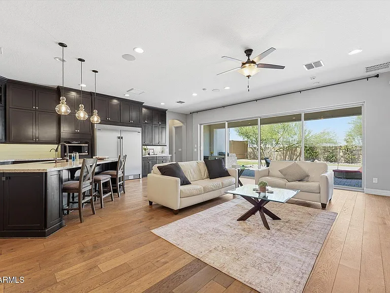 4254 E Valencia Dr — Photo 12