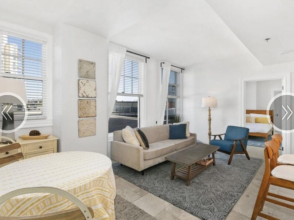 1st image of 702 Ash St Floor 2-ID1035842P