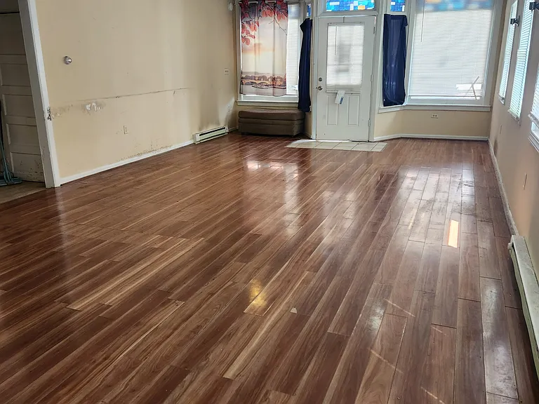 233.5 Porter Ave — Photo 2