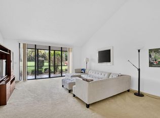 19720 Sawgrass Drive #902, Boca Raton, FL 33434