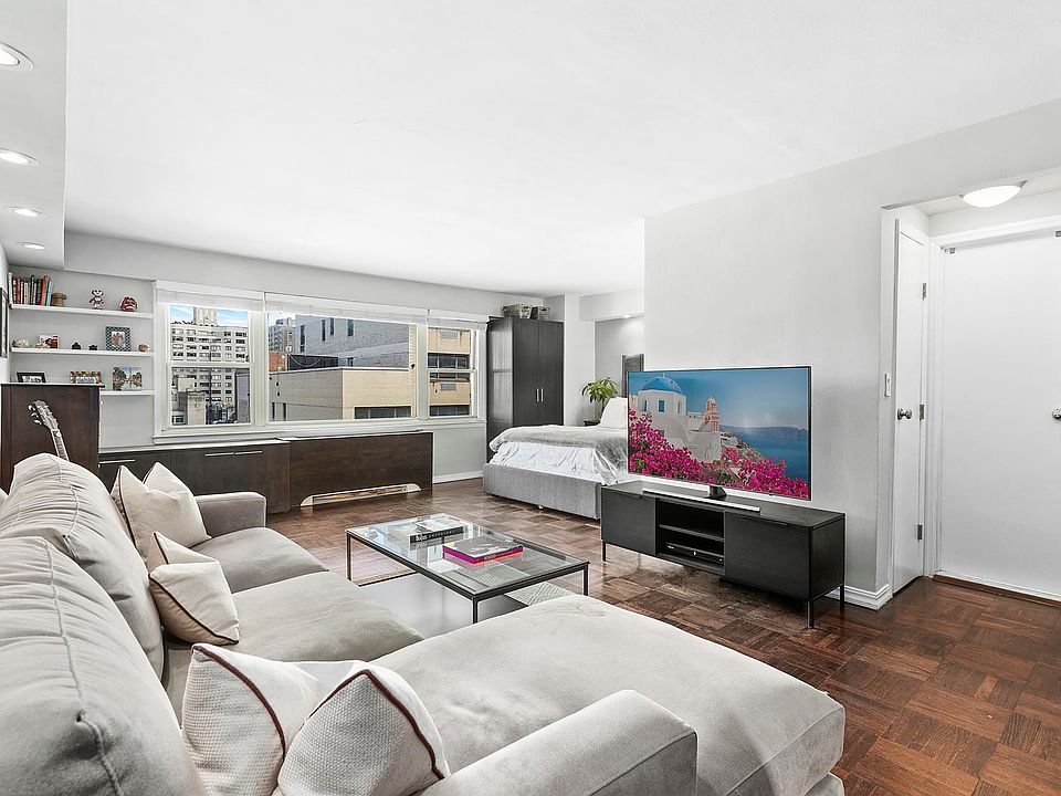 1st image of 333 E 66th St #L12
