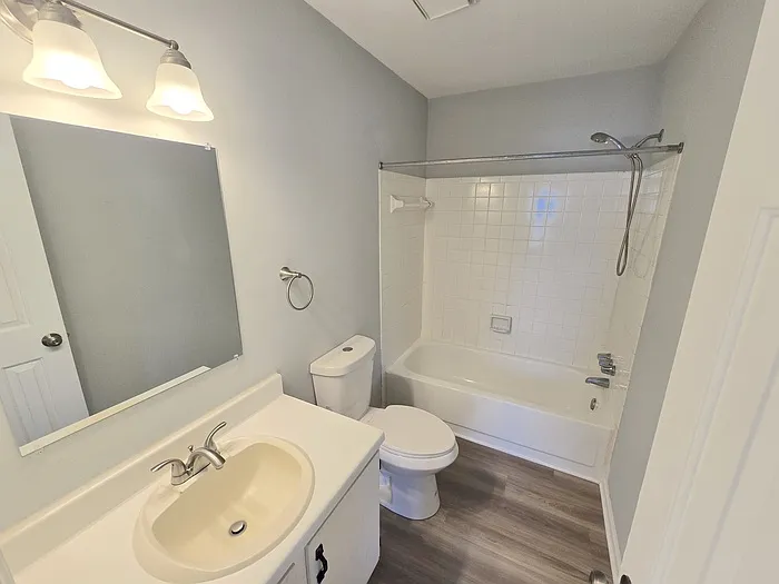 700 Wolftrap Ln — Photo 21