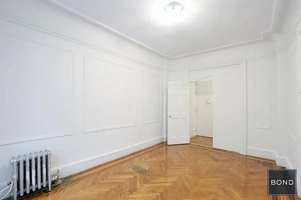 Rented by Bond New York | media 20